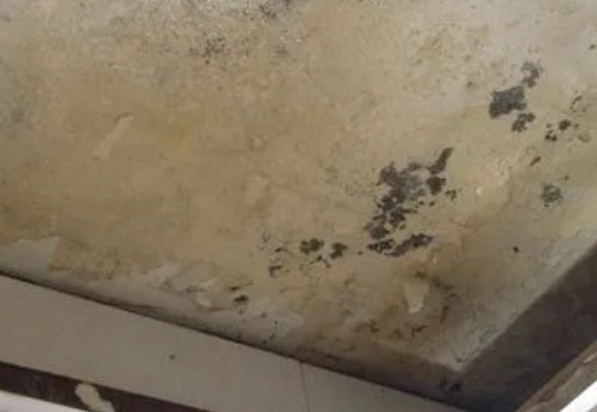 长丰阳台漏水维修公司分享下长丰卫生间渗水维修需要注意哪些问题。